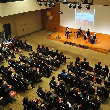 Central Apartment Bed & Breakfast