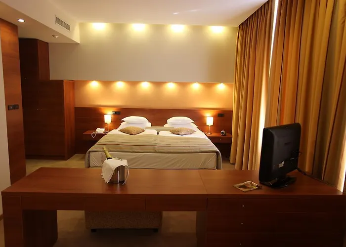 森特尔酒店 住宿加早餐酒店 3*