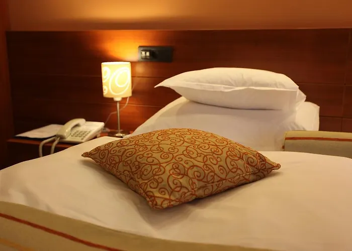 森特尔酒店 住宿加早餐酒店 3*